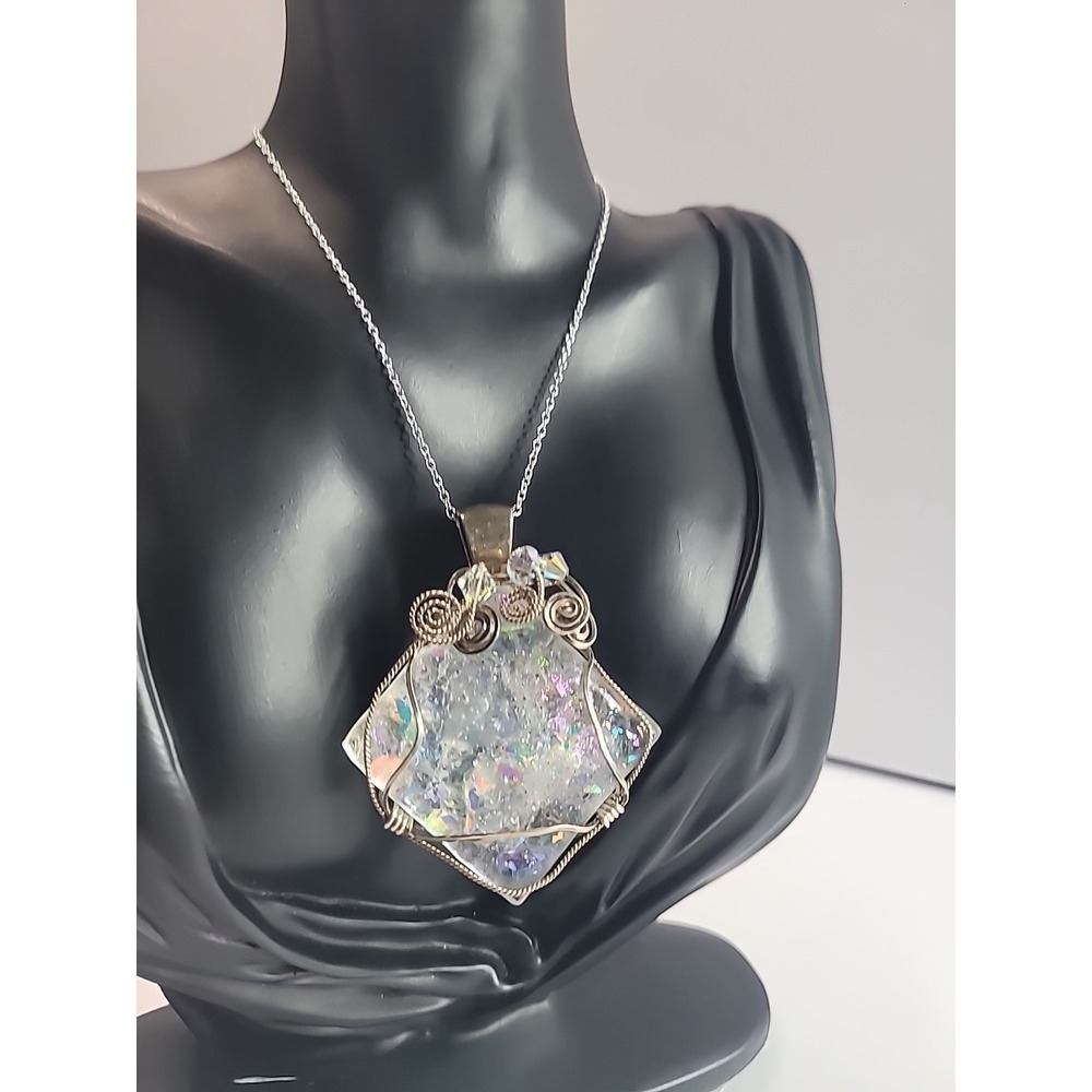 Opalescent Resin Pendant Necklace Silver Tone‎ Wire Wrapped Statement Piece